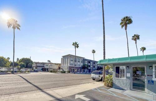 Southeast Anaheim Hotel | 23 m² Motel ∙ 4 guests