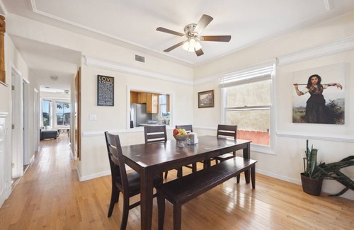 Townsite House | 232 m² House ∙ 3 bedrooms ∙ 8 guests