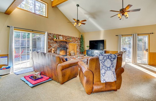 Big Bear City House | 232 m² House ∙ 4 bedrooms ∙ 10 guests