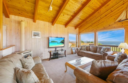 Fort Bragg House | 233 m² House ∙ 4 bedrooms ∙ 12 guests