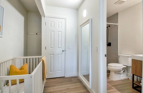 Southwest Anaheim House | 238 m² House ∙ 6 bedrooms ∙ 15 guests