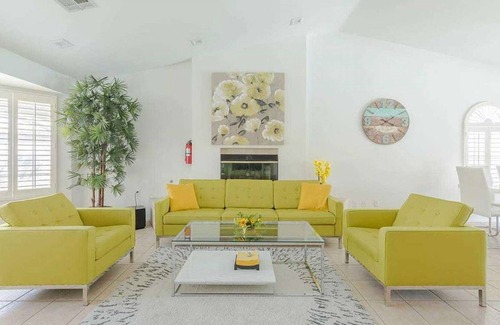 Cathedral City House | 239 m² House ∙ 3 bedrooms ∙ 6 guests