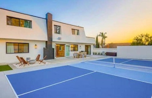 Mission Viejo House | 240 m² House ∙ 5 bedrooms ∙ 12 guests