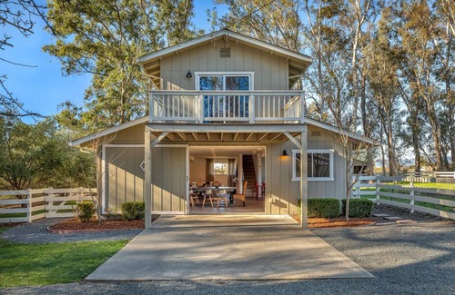 Sonoma House | 241 m² House ∙ 3 bedrooms ∙ 8 guests