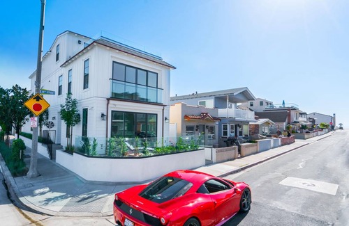 West Newport House | 247 m² House ∙ 4 bedrooms ∙ 12 guests