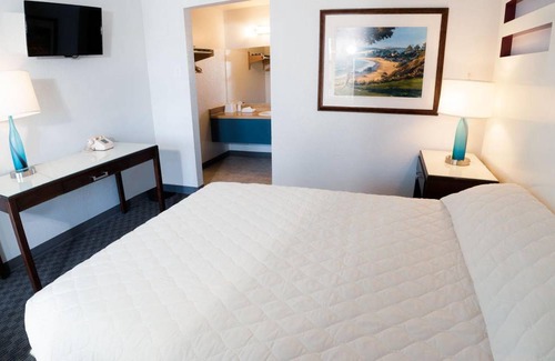 Garden Grove Hotel | 250 m² Motel ∙ 127 guests