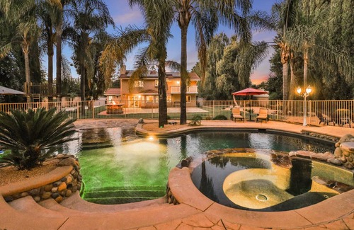 Simi Valley House | 260 m² House ∙ 3 bedrooms ∙ 4 guests