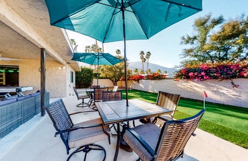 Indian Canyon House | 269 m² House ∙ 4 bedrooms ∙ 8 guests