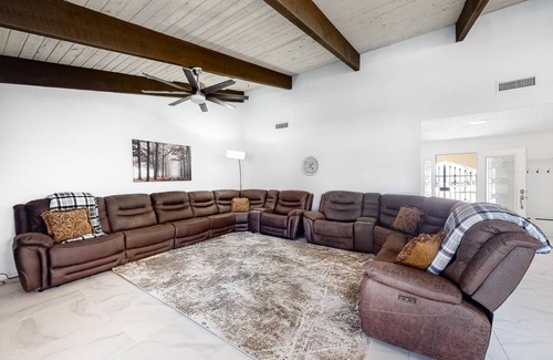 Indian Canyon House | 269 m² House ∙ 4 bedrooms ∙ 8 guests