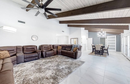 Indian Canyon House | 269 m² House ∙ 4 bedrooms ∙ 8 guests