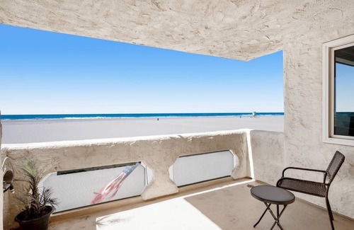 Hollywood Beach House | 274 m² House ∙ 3 bedrooms ∙ 8 guests