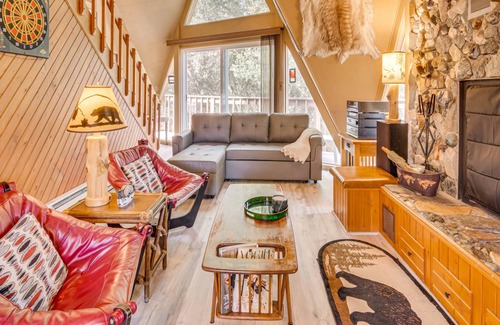 Pine Mountain Club House | 278 m² House ∙ 3 bedrooms ∙ 11 guests