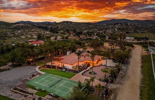 Temecula House | 278 m² House ∙ 4 bedrooms ∙ 8 guests
