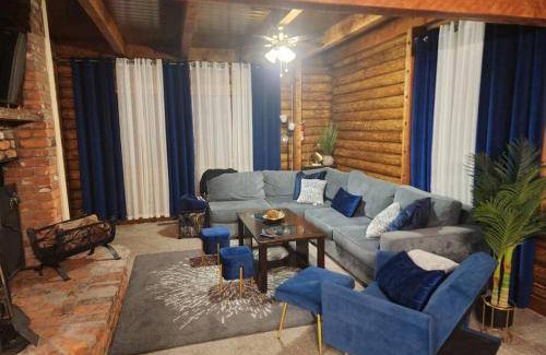 Pine Mountain Club House | 279 m² House ∙ 5 bedrooms ∙ 16 guests