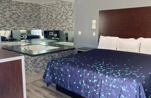Brea Hotel | 28 m² Motel ∙ 127 guests