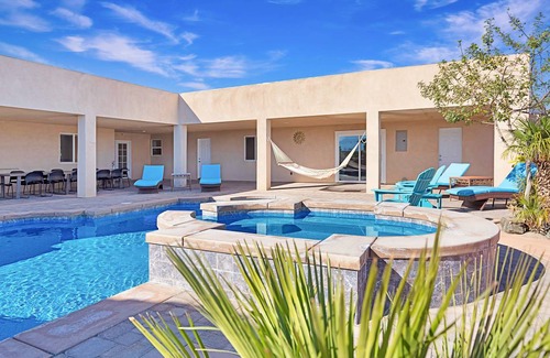 Indio Hills House | 282 m² House ∙ 5 bedrooms ∙ 20 guests