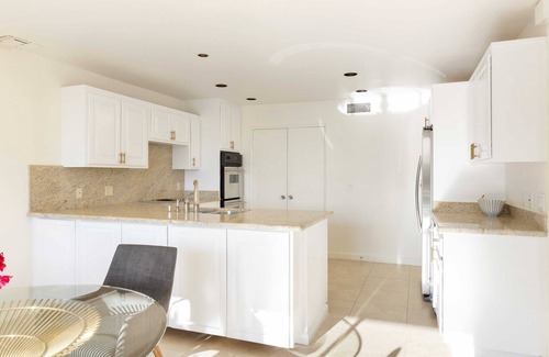 Rancho Palmeras House | 3 Bedroom Home in Indian Wells w/Pools & Tennis Courts