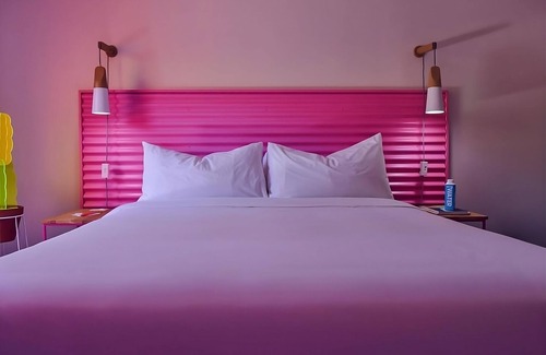 Sonora Sunrise Hotel | 3 Pet-Friendly Unit! Enjoy the Pool Access and Relaxing View of the Mountain!