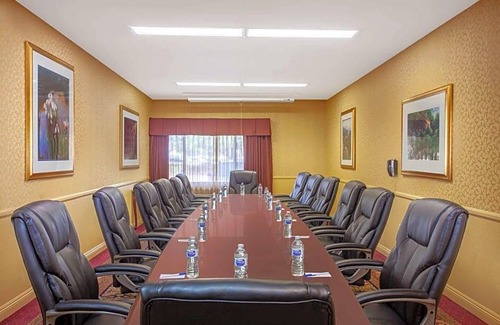Ontario Hotel | 3-Star Hotel ∙ Azure Hotel&Suites Ontario Trademark Collection by Wyndham