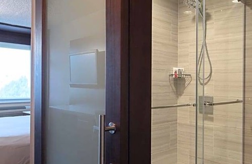 Fullerton Hotel | 3-Star Hotel ∙ Fullerton Marriott at California State University