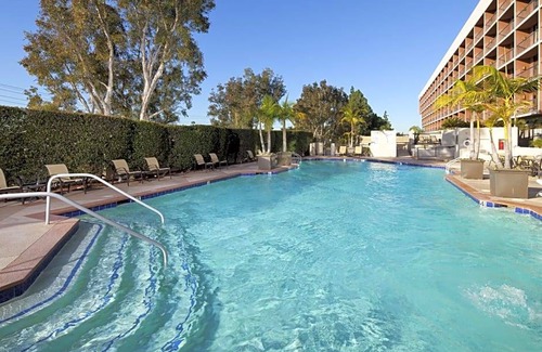 Costa Mesa Hotel | 3-Star Hotel ∙ Hilton Orange County/Costa Mesa