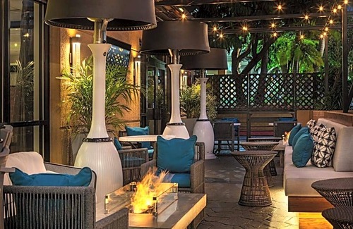 Hollywood Hotel | 3-Star Hotel ∙ Hilton Garden Inn Los Angeles / Hollywood