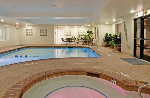 Lathrop Hotel | 30 m² Hotel ∙ 127 guests