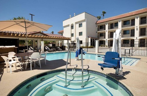 Duarte Hotel | 30 m² Hotel ∙ 5 guests