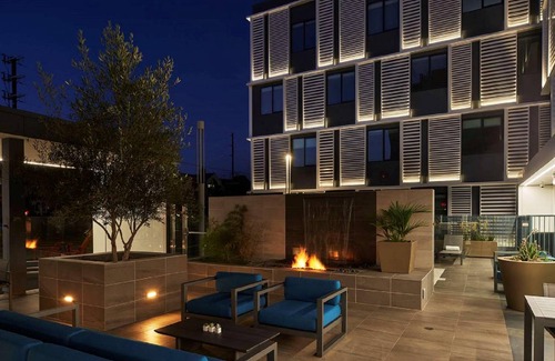 North Hollywood Hotel | 30 m² Hotel ∙ 127 guests