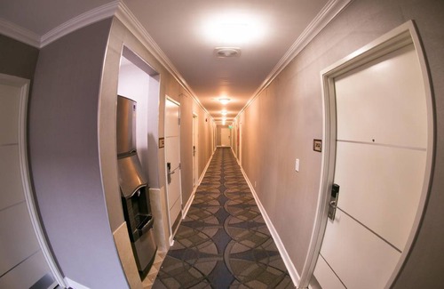 Westlake South House | 30 m² Motel ∙ 127 guests