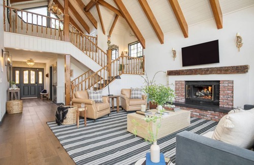 Lake Arrowhead House | 301 m² House ∙ 6 bedrooms ∙ 12 guests
