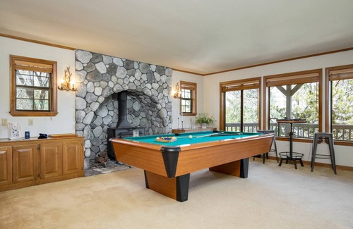 Lake Arrowhead House | 301 m² House ∙ 6 bedrooms ∙ 12 guests