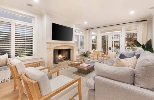 Santa Ana Heights House | 302 m² House ∙ 5 bedrooms ∙ 24 guests