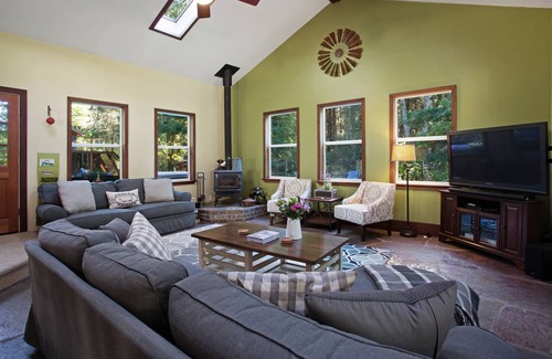 Fort Bragg House | 307 m² House ∙ 3 bedrooms ∙ 8 guests