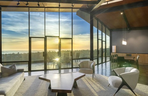 Carmel Other | 316 m² Accommodation ∙ 3 bedrooms ∙ 7 guests