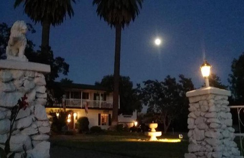 Lemon Cove Bed & Breakfast | 32 m² Bed and breakfast ∙ 4 guests