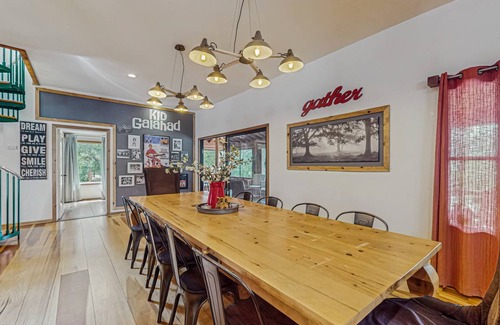Fern Valley House | 321 m² House ∙ 6 bedrooms ∙ 10 guests