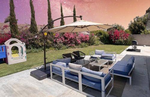 Southwest Anaheim House | 325 m² House ∙ 8 bedrooms ∙ 18 guests