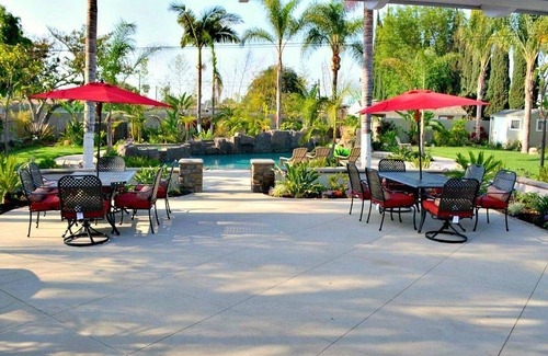 Northwest Anaheim House | 325 m² House ∙ 5 bedrooms ∙ 20 guests