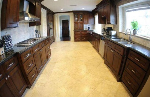 Northwest Anaheim House | 325 m² House ∙ 5 bedrooms ∙ 20 guests