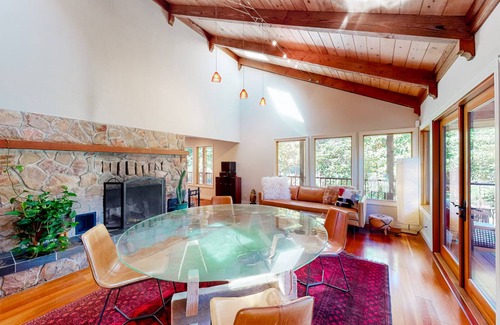 McKinleyville House | 325 m² House ∙ 4 bedrooms ∙ 9 guests