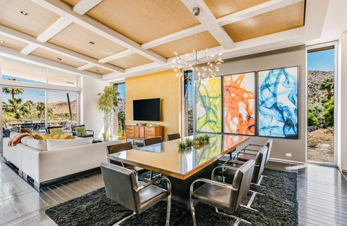 The Mesa House | 326 m² House ∙ 3 bedrooms ∙ 6 guests
