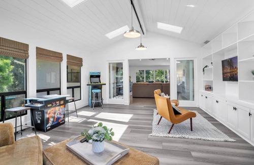 Fallbrook House | 329 m² House ∙ 4 bedrooms ∙ 15 guests
