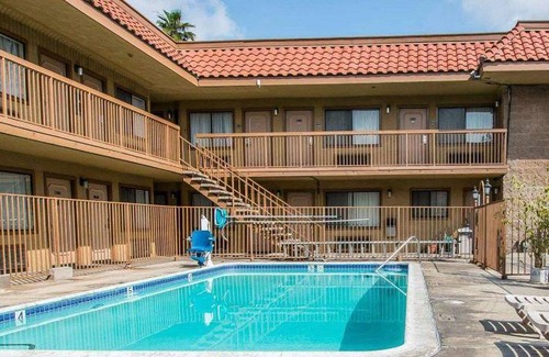 La Sierra Hotel | 33 m² Hotel ∙ 2 bedrooms ∙ 127 guests