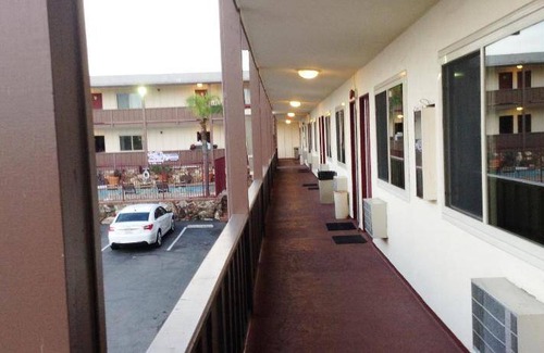 Hill Section House | 33 m² Motel ∙ 7 guests