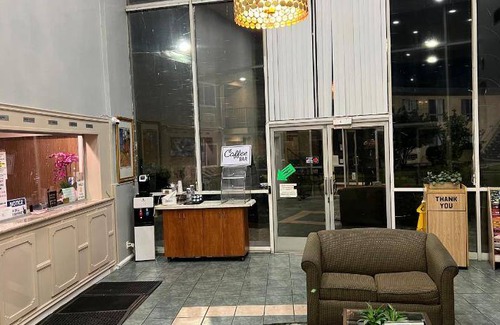 North Hills East Hotel | 35 m² Motel ∙ 6 guests