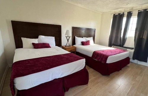 North Hills East Hotel | 35 m² Motel ∙ 6 guests