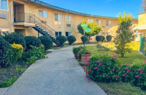 North Hills East Hotel | 35 m² Motel ∙ 6 guests