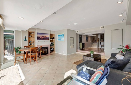 Capistrano Beach Apartment | 35061 Beach Road George