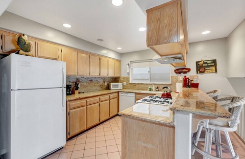 Capistrano Beach Apartment | 35061 Beach Road George
